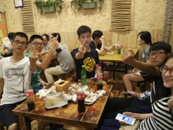 屯溪烧烤加盟,学烧烤技术,开烧烤店多少钱疯狂烤翅加盟